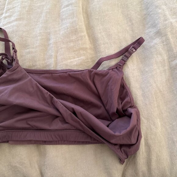 Momanda Nursing and Pumping Bra Size Medium - Picture 2 of 5